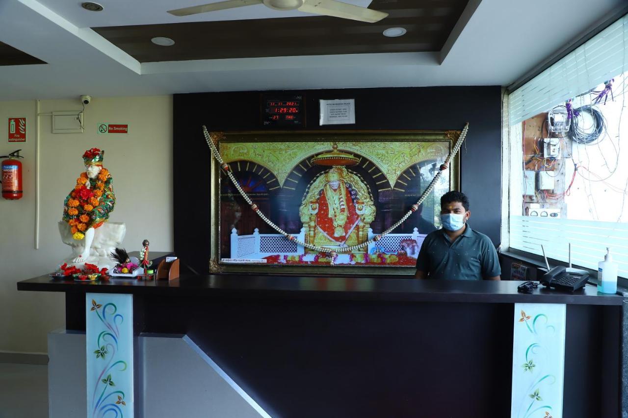 Sai Madhavi Palace Hotel Shirdi Esterno foto